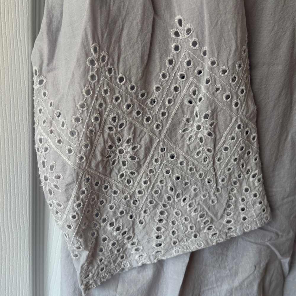 Embellished Tunic Top- lightweight- xxl - Picture 6 of 7
